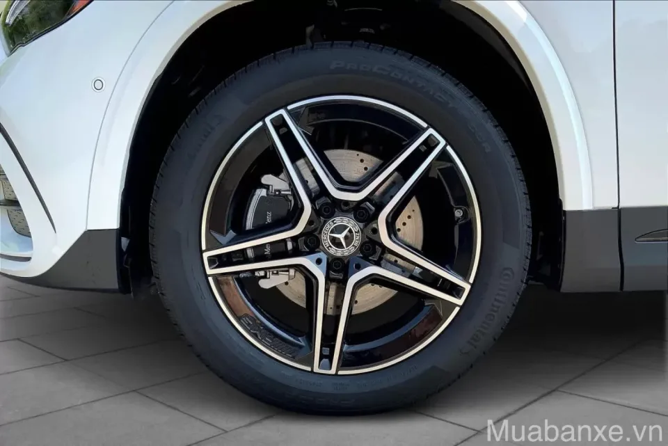 mam va lop xe mercedes benz gla 250 tinbanxe vn