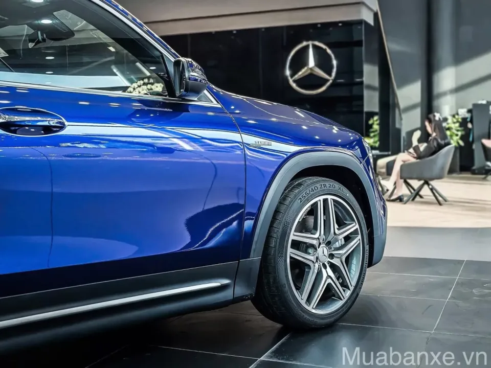 mam va lop xe mercedes amg glb 35 tinbanxe vn
