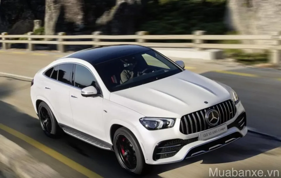 cam giac lai xe mercedes gle amg 53 tinbanxe vn