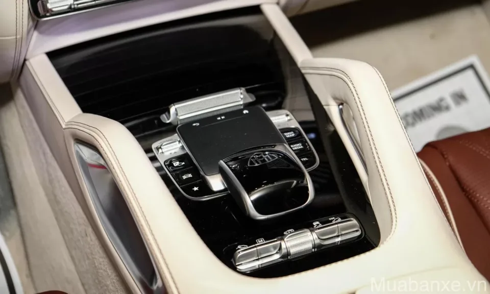 tien nghi tren xe mercedes maybach gls 600 tinbanxe vn