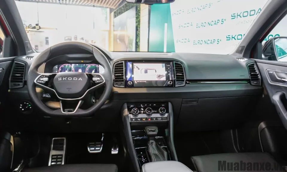 tap lo xe skoda karoq