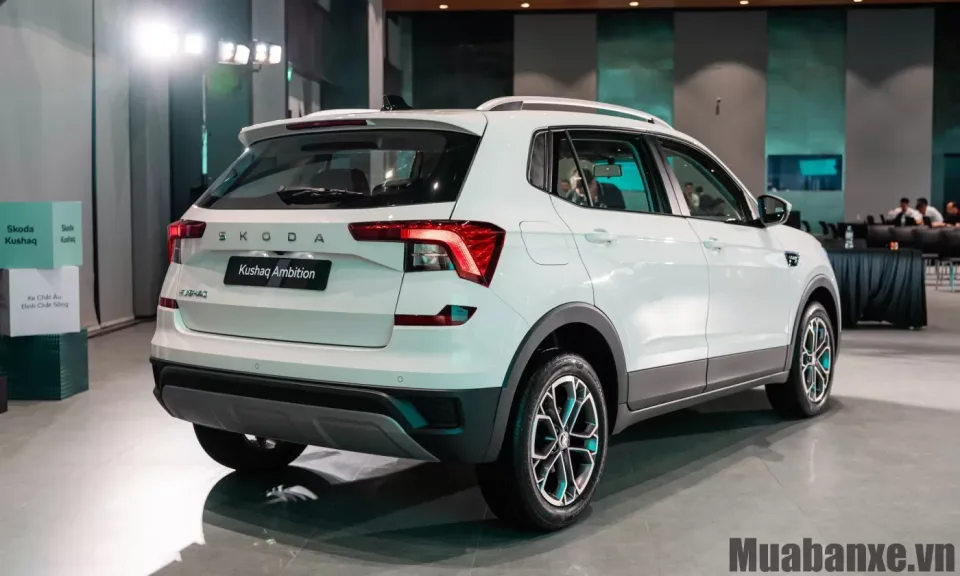 duoi xe skoda kushaq