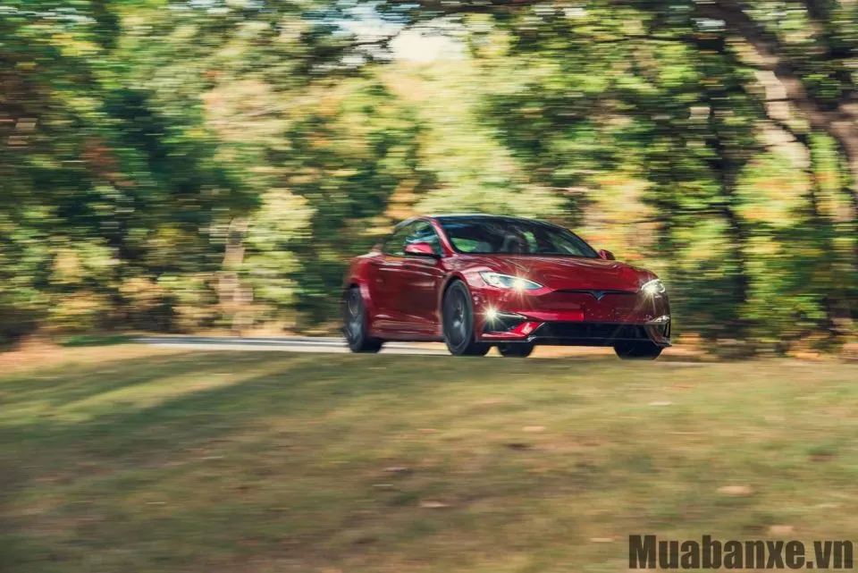 dau xe tesla model s