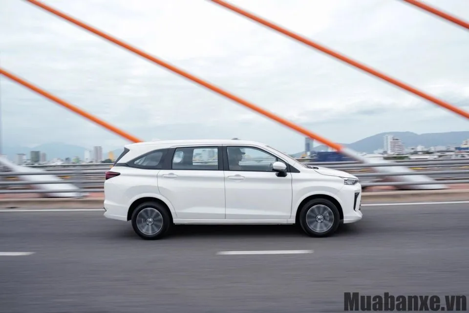 than xe toyota avanza