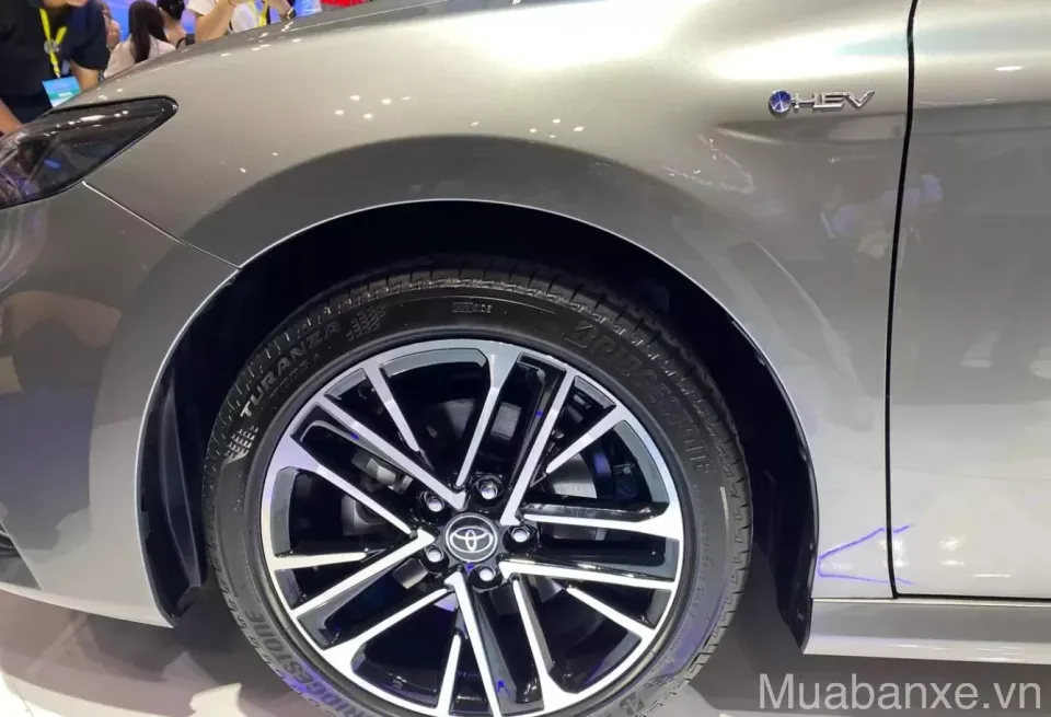 mam va lop xe toyota camry tinbanxe vn