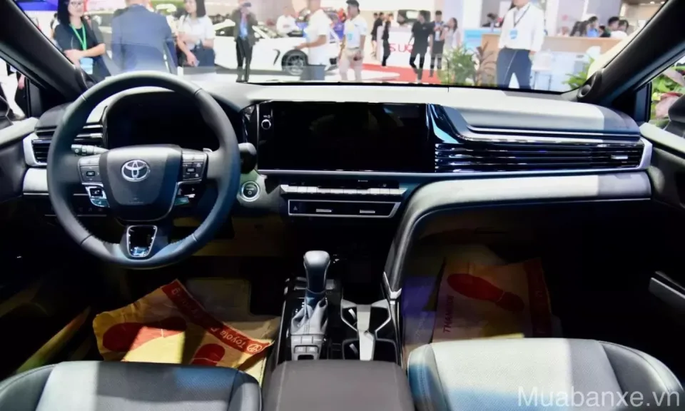 tap lo xe toyota camry tinbanxe vn