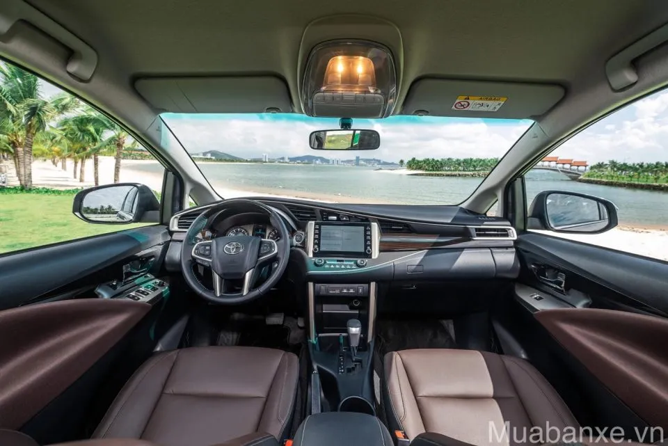tap lo xe toyota innova tinbanxe vn