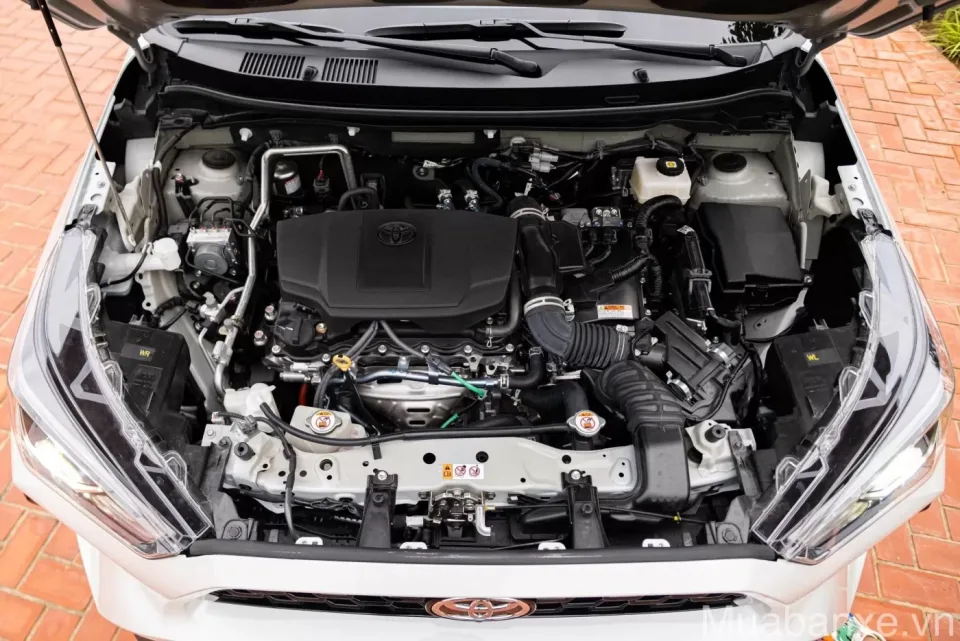 dong co xe toyota yaris cross tinbanxe vn