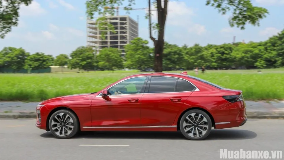 than xe vinfast lux a2 0 tinbanxe vn