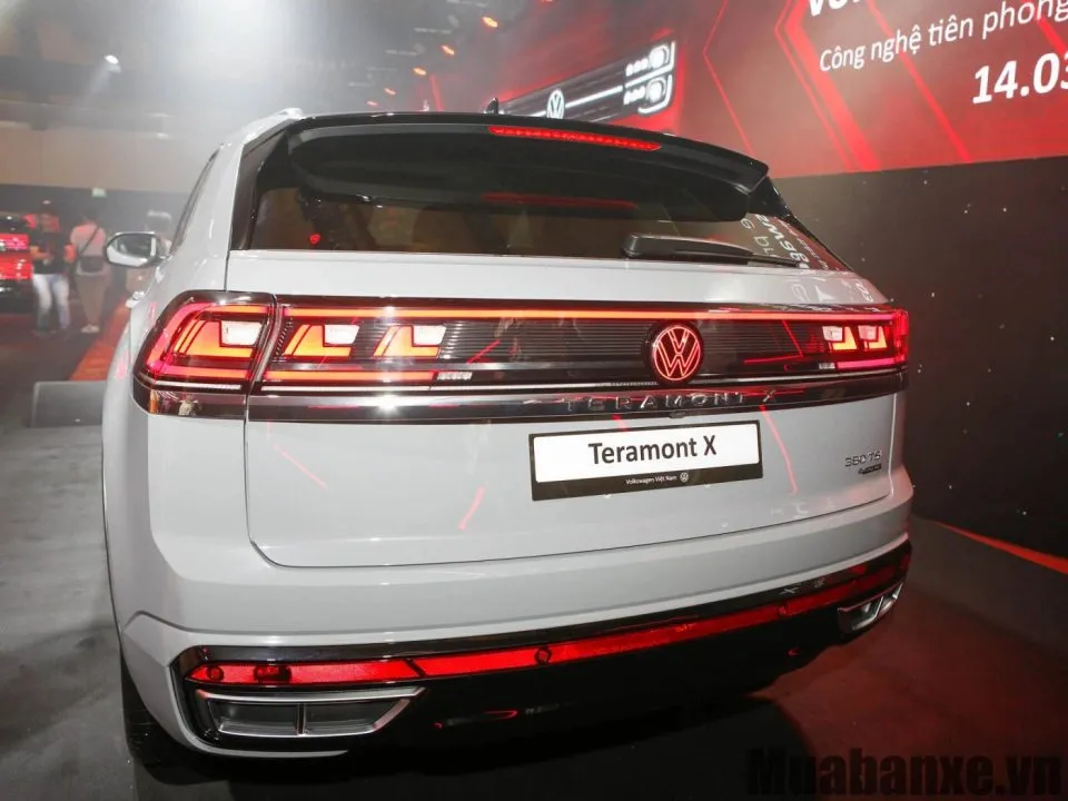 duoi xe volkswagen teramont x