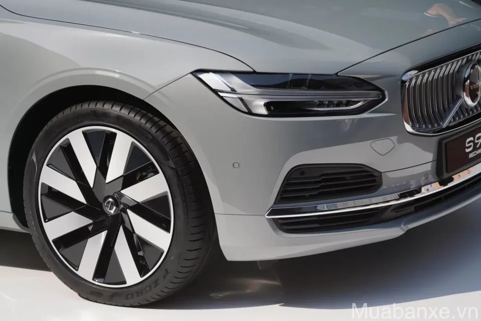 mam xe volvo s90 tinbanxe vn