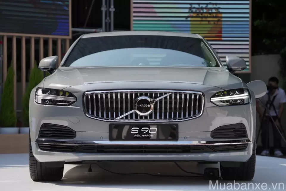 thiet ke dau xe volvo s90 tinbanxe vn