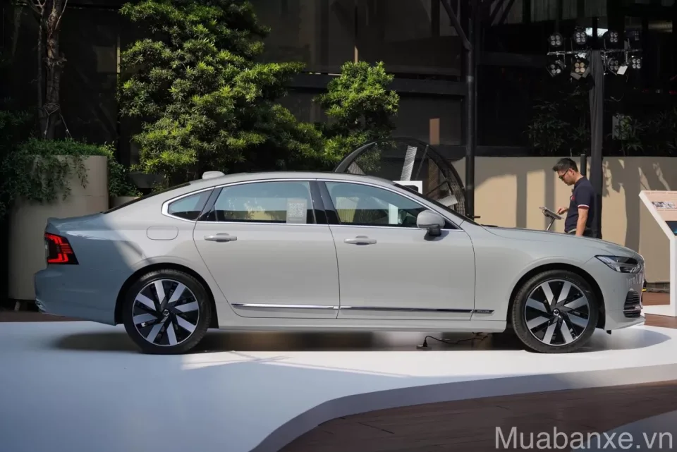thiet ke than xe volvo s90 tinbanxe vn
