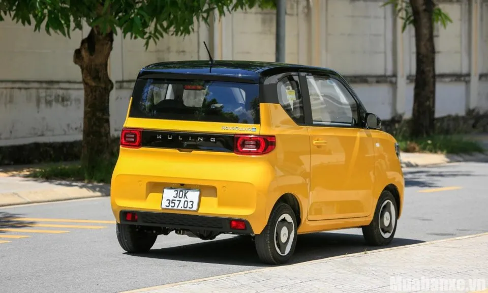 Đuôi xe wuling hongquang mini ev