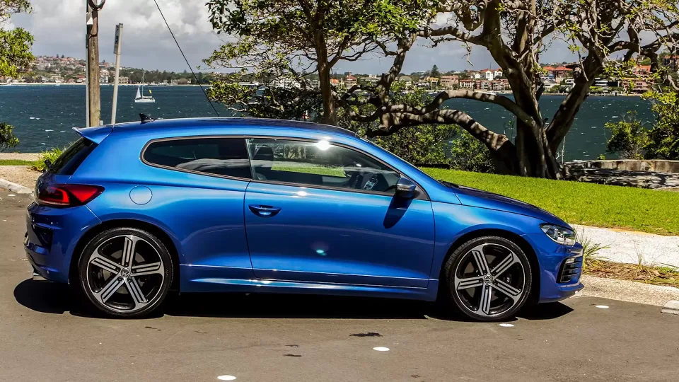 gia-xe-volkswagen-scirocco-tinbanxe-3.png