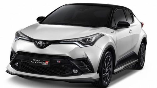 Toyota C-HR Hybrid GR Sport ra mắt ở 