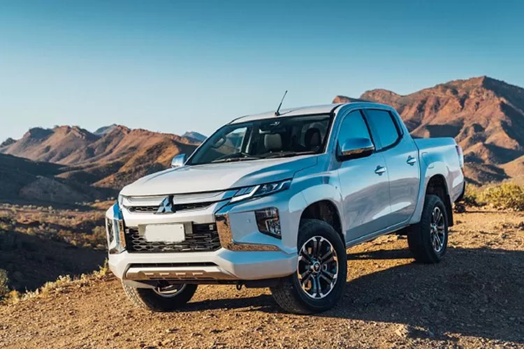 Mitsubishi Triton thế hệ mới chuẩn bị ra mắt vào đầu năm 2023, có cả biến thể PHEV