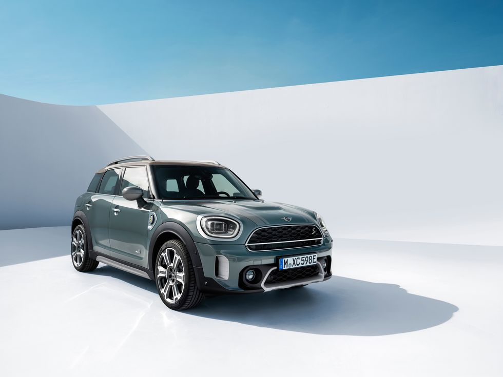 MINI Countryman 2021 cập cảng tại Việt Nam, giá bán vẫn chưa công bố