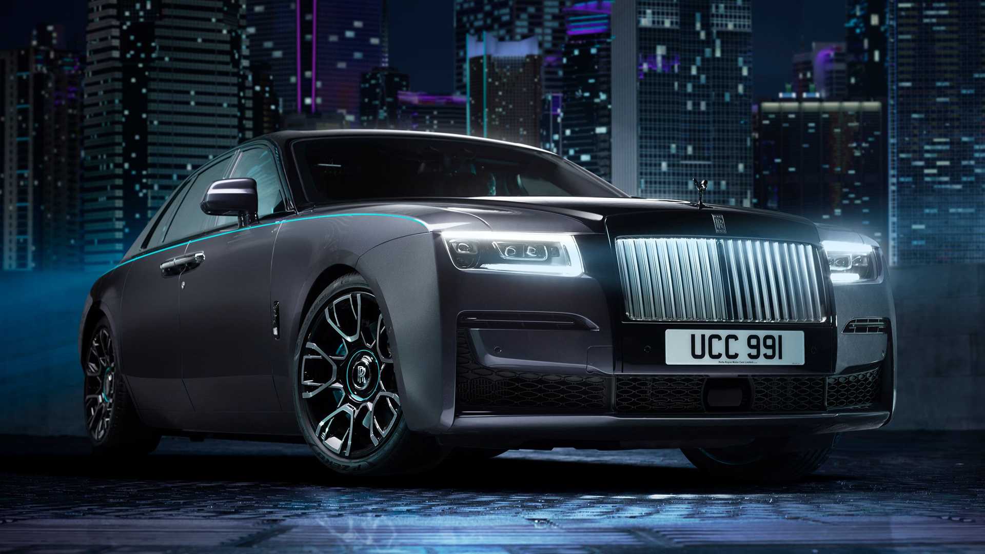 Rolls-Royce Ghost Black Badge tại Việt Nam có giá bán từ 33,7 tỷ đồng