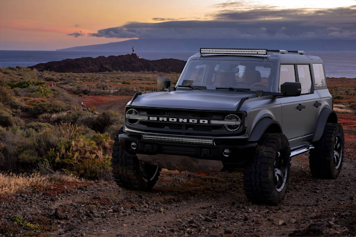 Ford Bronco Raptor lần đầu lộ nội thất hoàn chỉnh