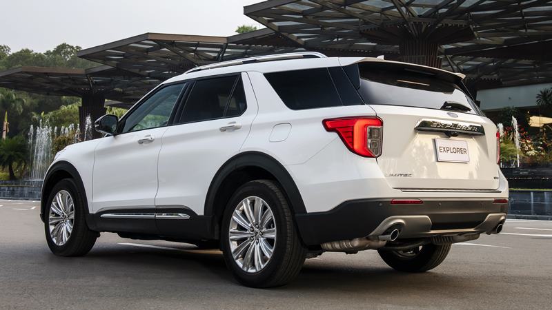 ford explorer platinum 2022 tinbanxe 2