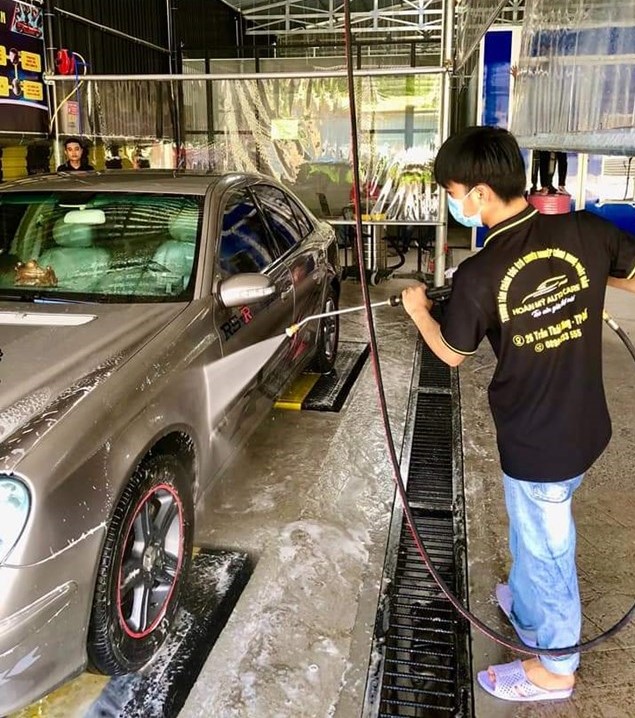 Ra mắt hệ thống rửa xe ô tô thông minh  không chạm, sử dụng hóa chất Ekonika công nghệ Ý tại Huế