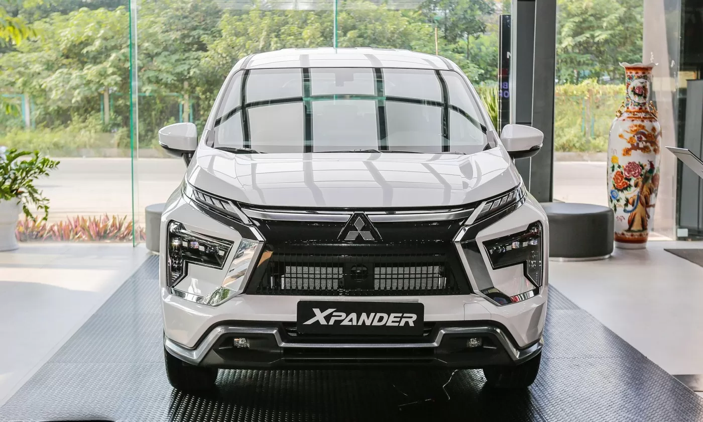 Xpander AT Premium 2025: Giá 659 Triệu, Nâng Cấp Toàn Diện