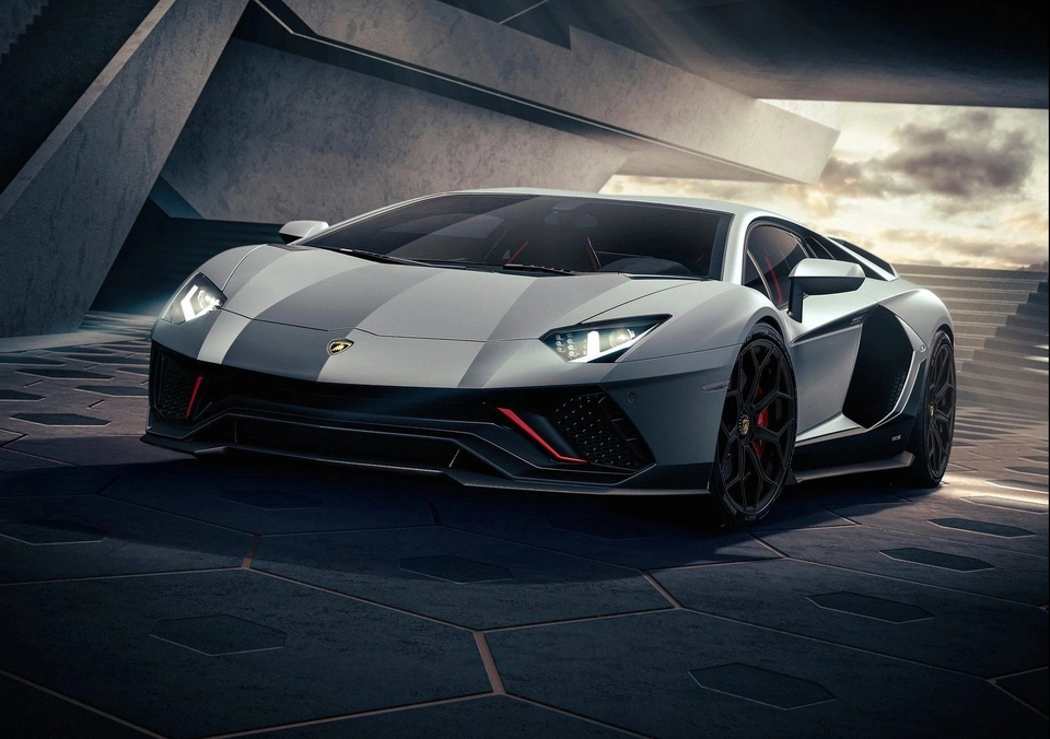 Chiếc Lamborghini Aventador cuối cùng  sẽ được đấu giá ở mức 1,6 triệu USD