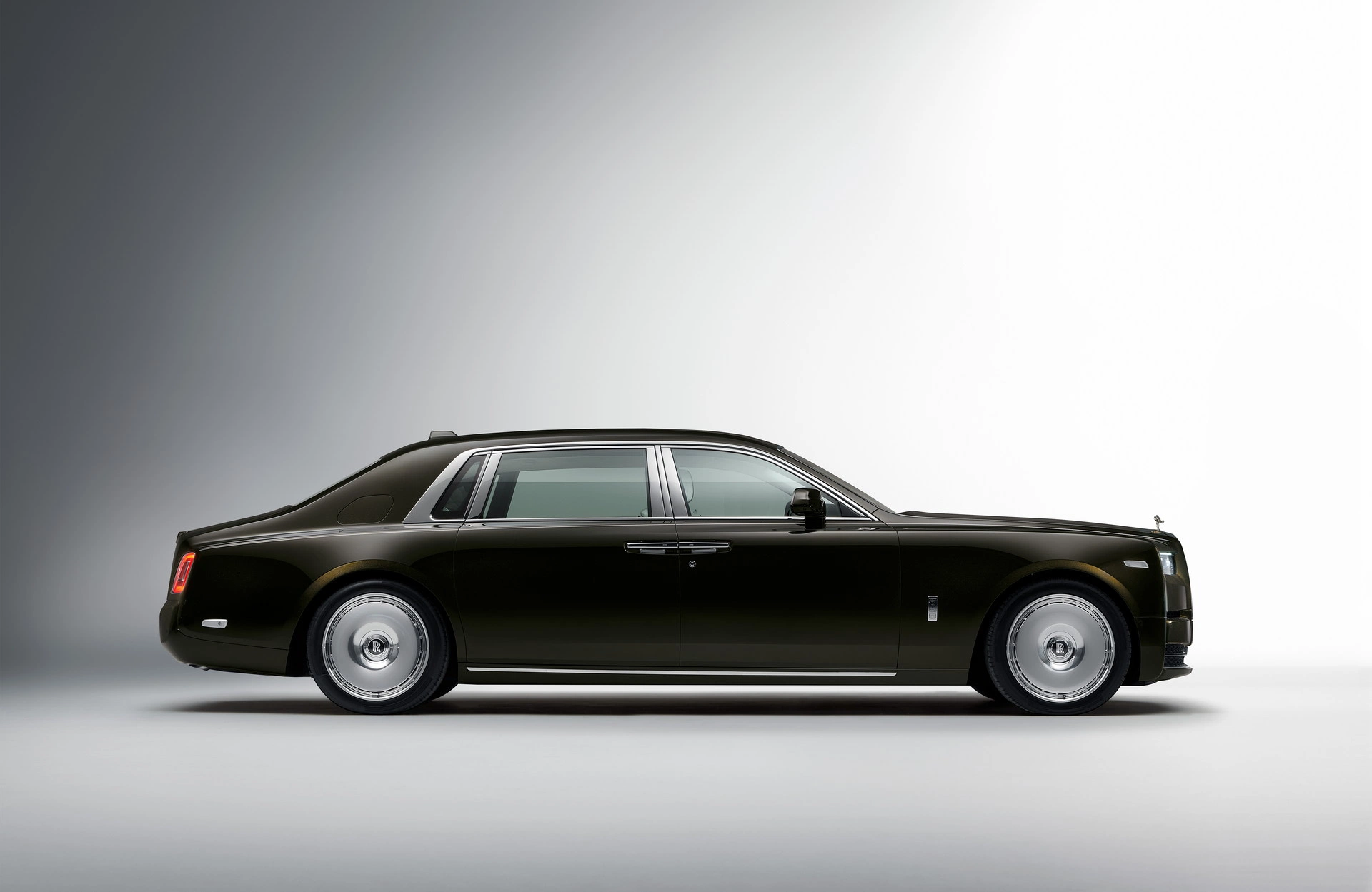 rolls royce phantom 2022 tinbanxe 5