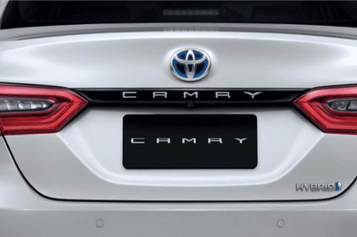 toyota camry phien ban dac biet tinbanxe 5