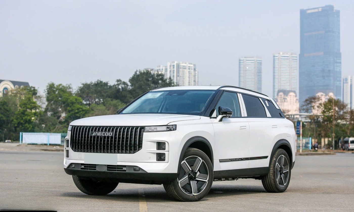 j7 phev canh tranh manh nho hybrid tiet kiem gia mem hon