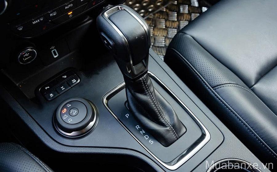 khi nao nen su dung so n tren xe so tu dong tinbanxe vn