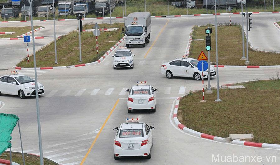 Kinh Nghiệm Học Lái Xe B2