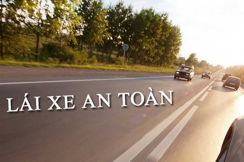 Hướng dẫn kỹ thuật lái xe ô tô an toàn và cứu nguy trong các trường hợp khẩn cấp
