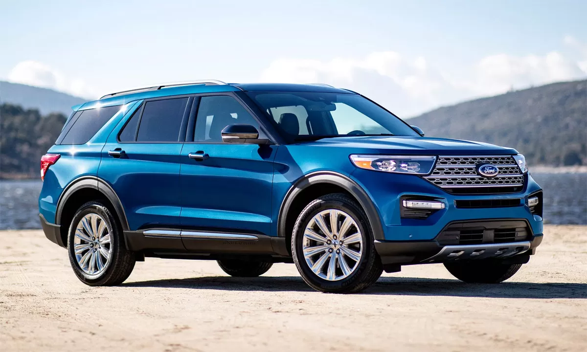 Ford Explorer giảm giá 100 triệu đồng - Thách thức Volkswagen Teramont