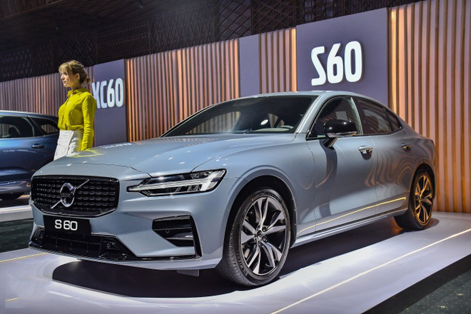 Volvo S60 2022: Mẫu sedan hạng sang được nâng cấp động cơ Mild Hybrid