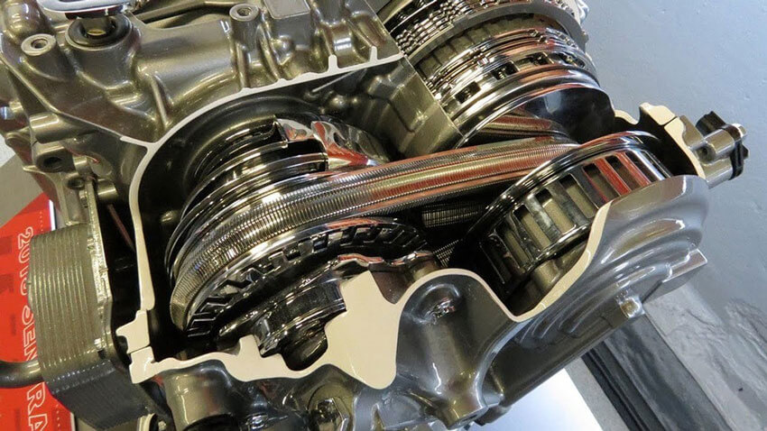 CVT hoạt động đơn giản so với các loại hộp số khác phải hoạt động dựa vào hệ thống “bánh răng, ly hợp, phanh”