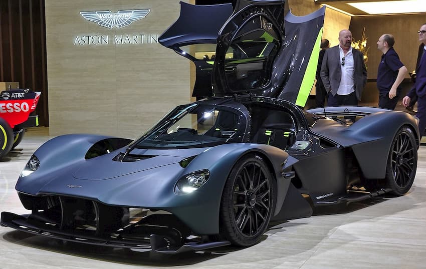 aston martin valkyrie