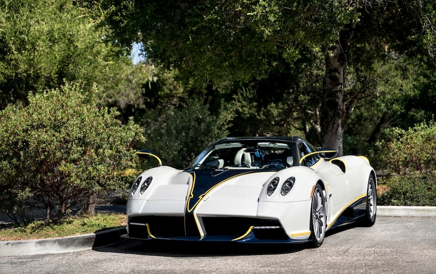 pagani huayra roadster gyrfalcon