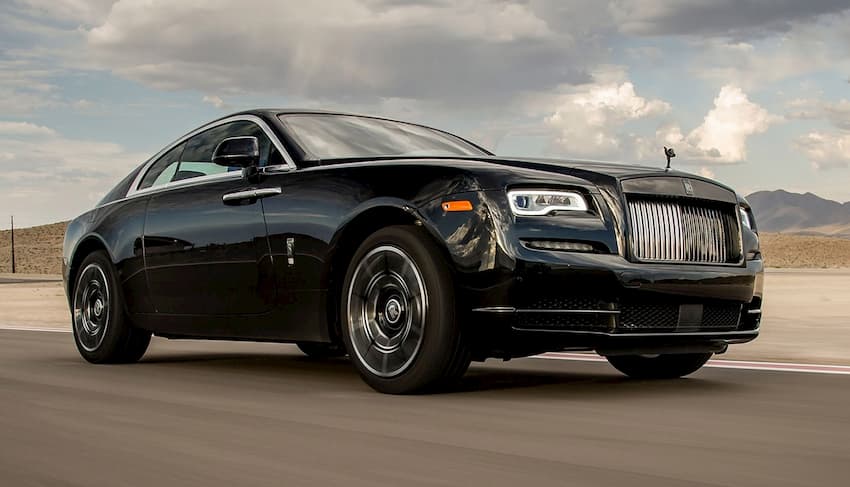 rolls royce wraith black badge 4