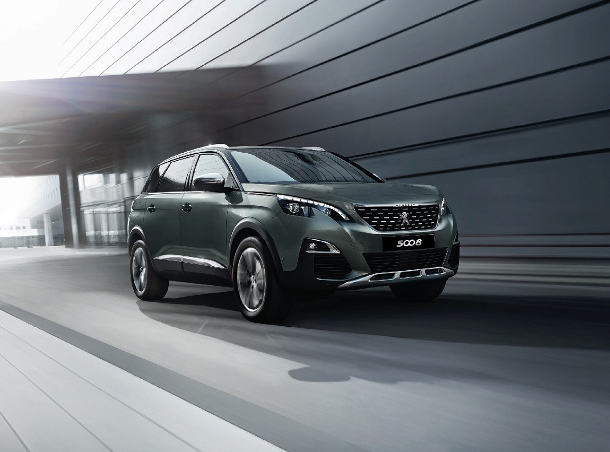 Peugeot 5008 'thanh lý' giảm giá kỷ lục 155 triệu đồng - Giá ngang ngửa với Honda CR-V