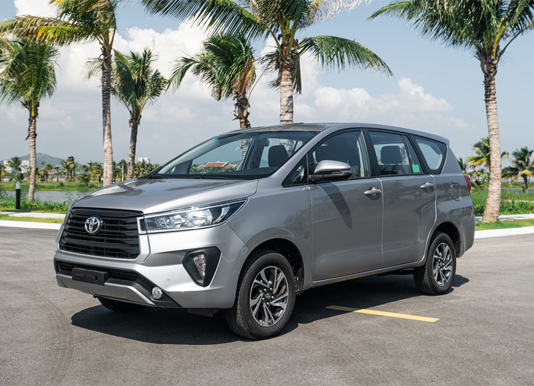 Toyota Innova tăng doanh số hơn 5 lần sau khi giảm giá xe vào tháng 5