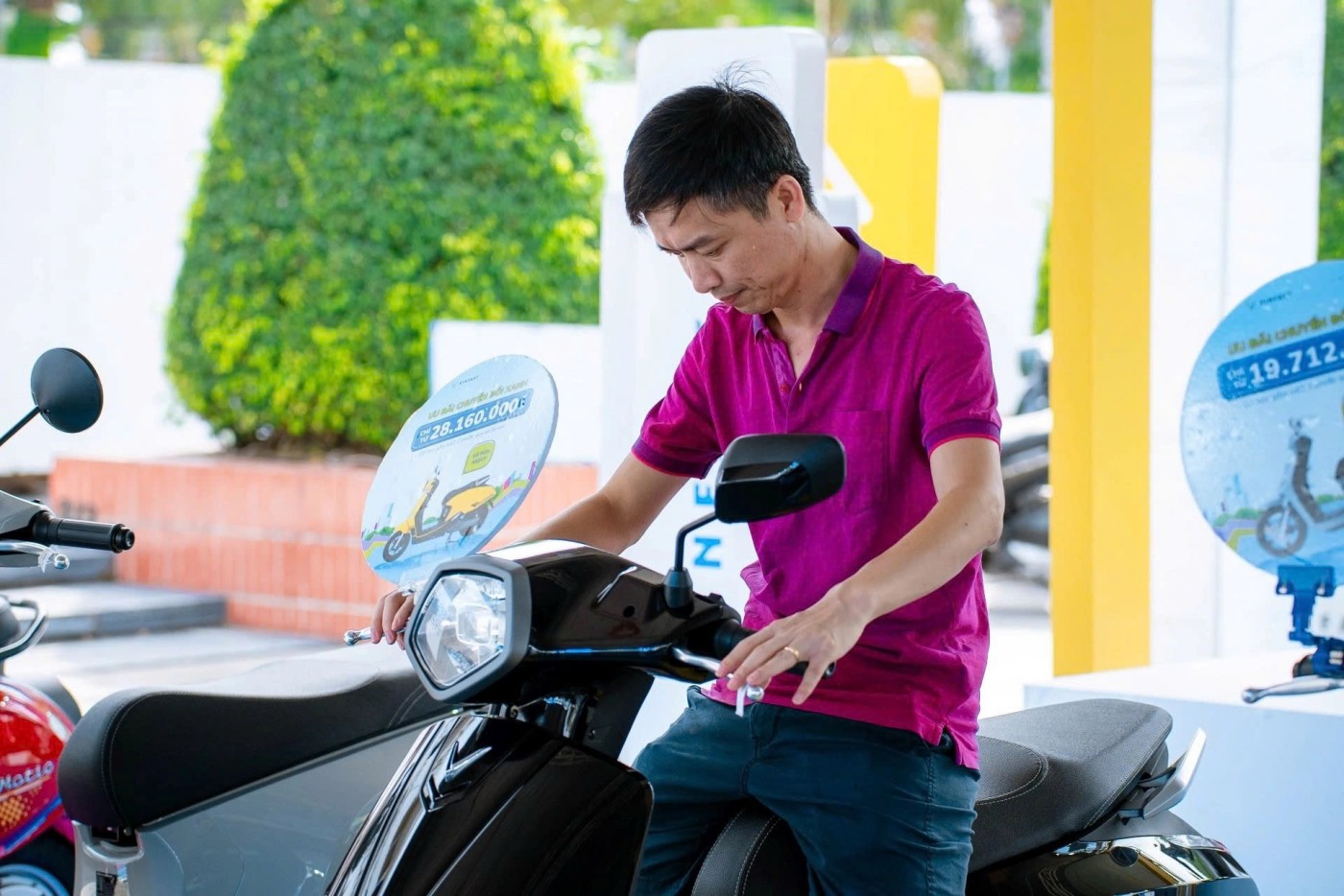 vinfast tiep tuc day manh chuyen doi xanh voi chuoi su kien ngay hoi xanhthu xe xang