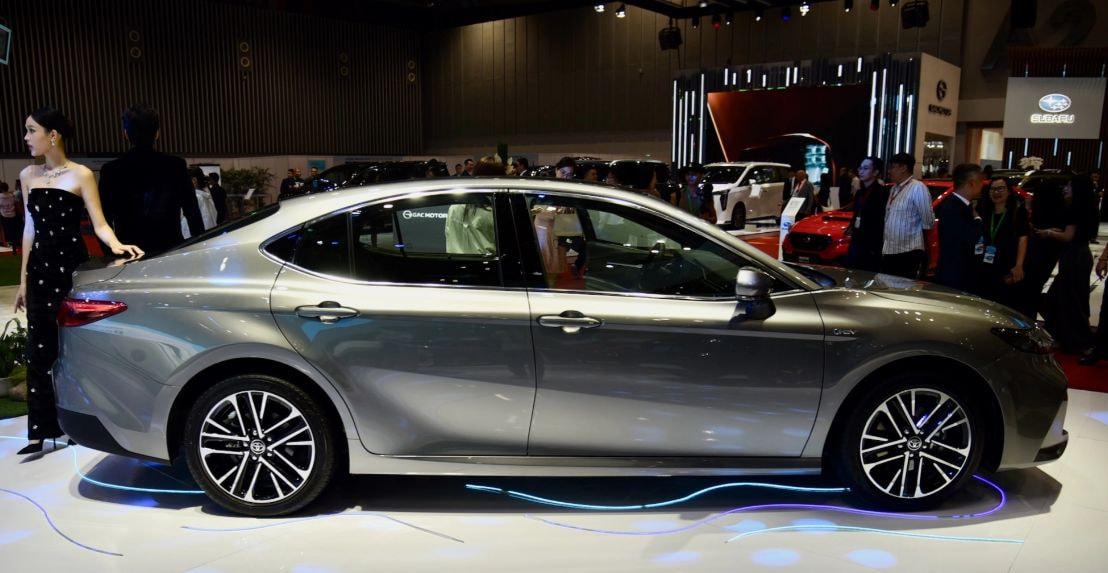 toyota camry 1