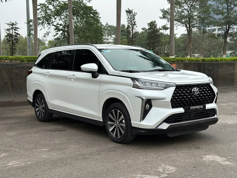 toyota veloz cross