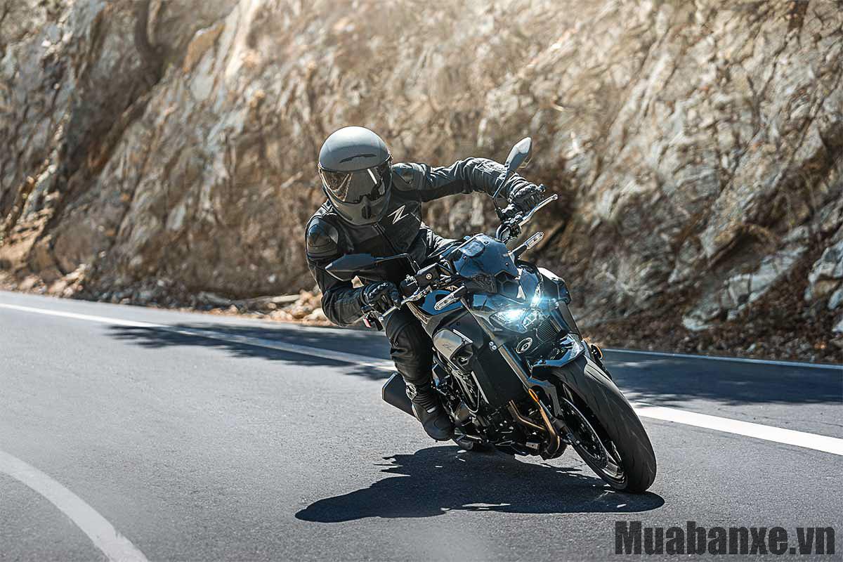 Z900