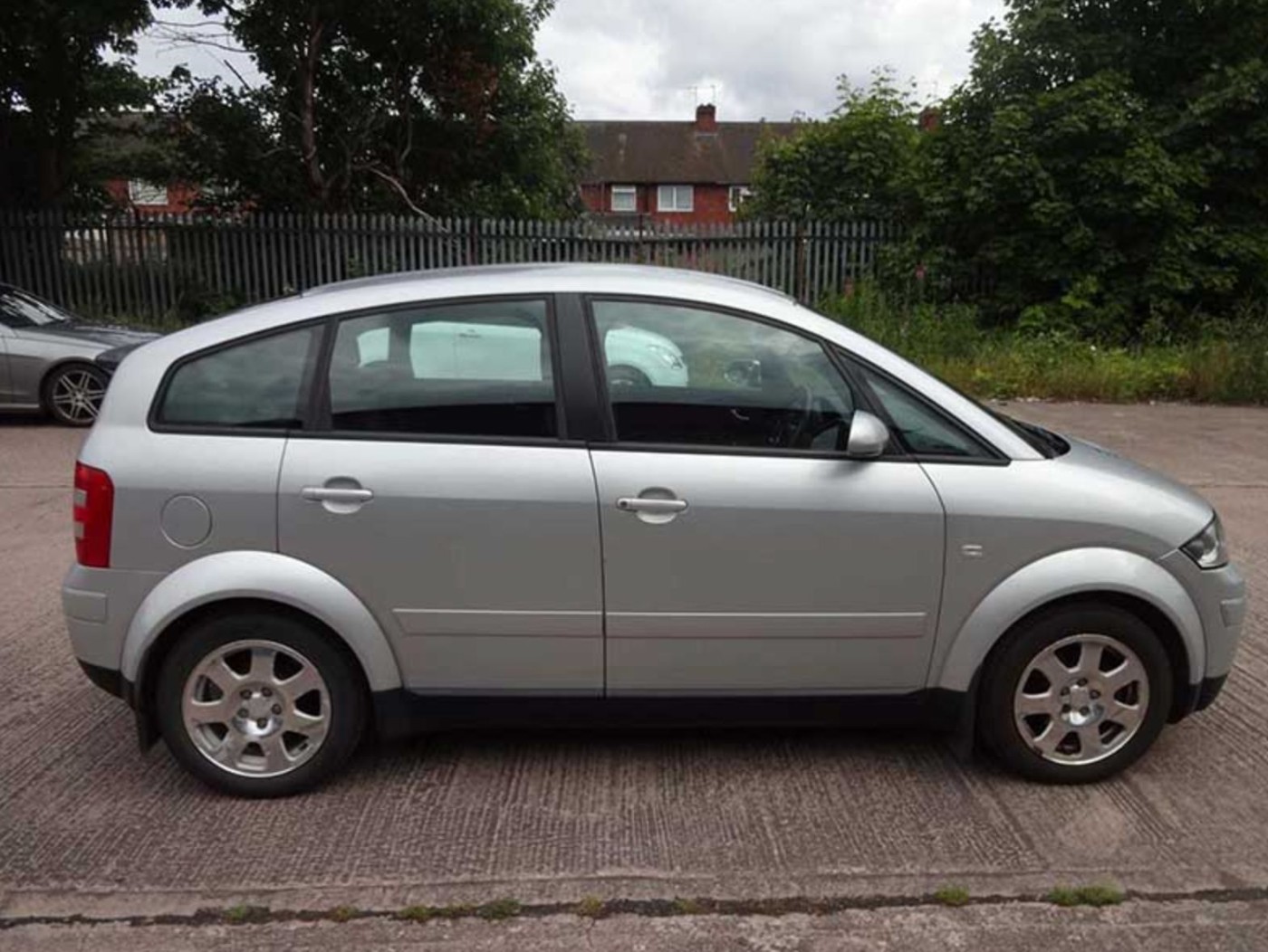 than xe audi a2