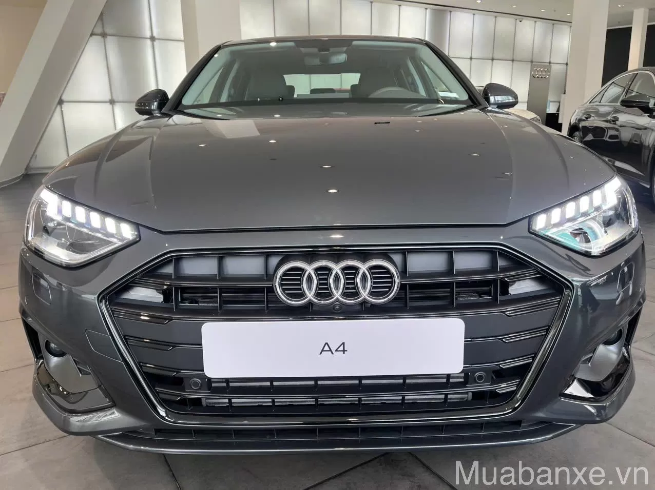 giá xe Audi A4: 1.690.000.000 VNĐ