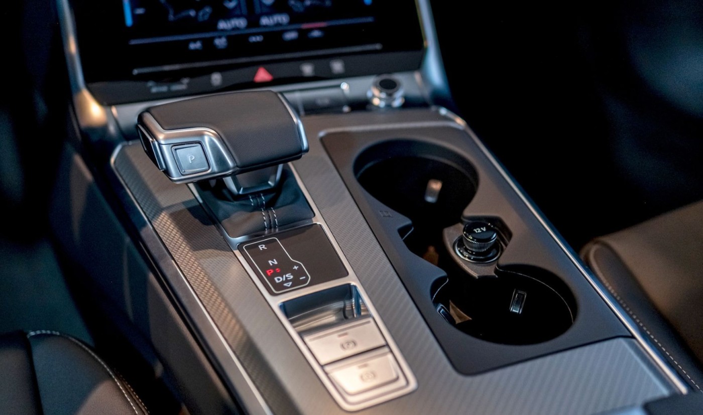 tien nghi tren xe audi a6 1 tinbanxe vn