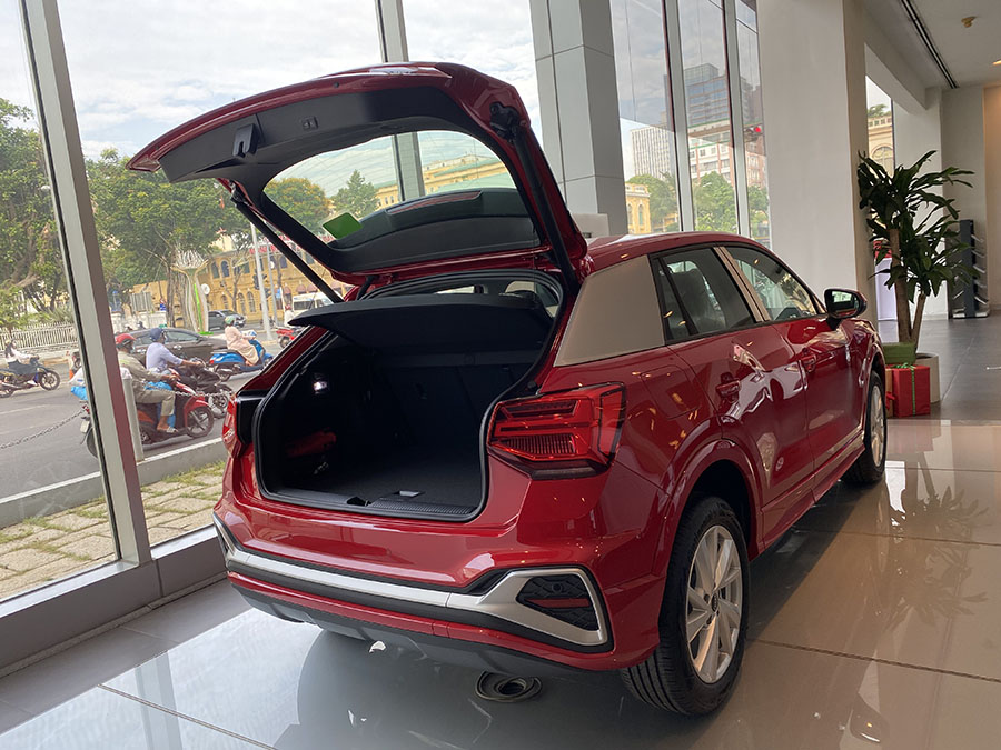 khoang hanh ly audi q2 tinbanxe vn